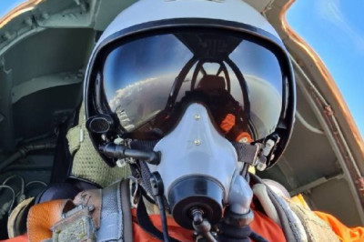 Эксклюзивное интервью военкора агентства ANNA NEWS Марии Коледа с Андреем, русским офицером, летчиком СУ-25, администратором канала военлетов «На пределе»