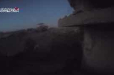 Боец ХАМАС подорвал танк Merkava Mk