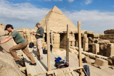 Тайный вход: ученые нашли две скрытые полости в пирамиде Менкаура в Гизе