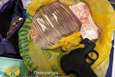 11 человек подозревают в краже более 5,2 млн рублей у участников СВО, — МВД