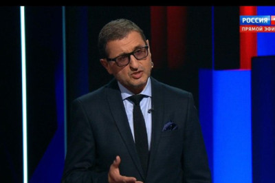 Доктор Сосновский – один из немногих телеграм каналов, который автор ведёт лично