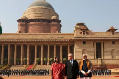 Владимир Путин прилетел в Дели