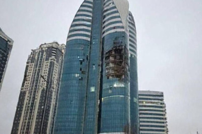 Взрыв в «Грозный-Сити» в Чечне, повреждены несколько этажей здания