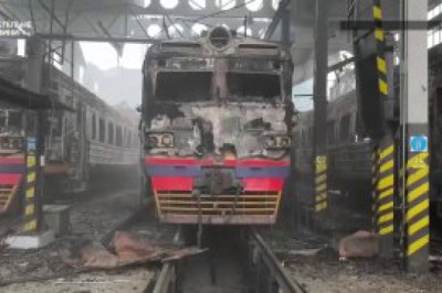 "Герани" уничтожили железнодорожный вокзал в Фастове  Российские дроны нанесли эффектный удар по логистике противника в Киевской области