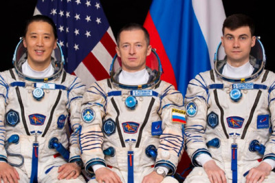 Сергей Рыжиков, Алексей Зубрицкий и Джонатан Ким вернулись на Землю