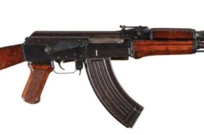 Ржавый китайский АК в США продали за 20 миллионов рублей
