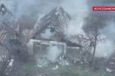 Российские бойцы уничтожили укреплённые позиции ВСУ в жилом секторе Мирнограда