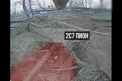 Российские военные из центра "Рубикон" с помощью FPV-дронов сожгли 203-мм самоходную пушку 2С7 "Пион" ВСУ в районе н