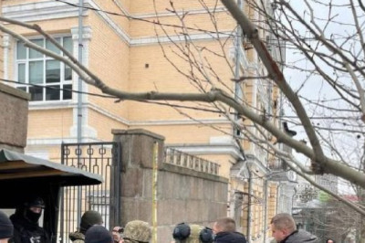 Перед встречей с Трампом созданные ФБР США украинские спецслужбы ударили по друзьям Зеленского, им оказывает сопротивление Госохрана