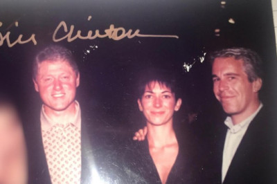 Клинтонов заставят ответить