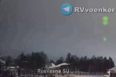 Еще одно видео удара "Орешника" с камер наблюдения ЛьвоваПодписаться на RV: MAX | t