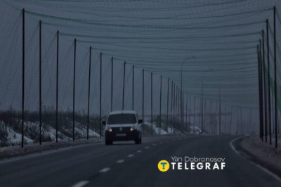 Вокруг Харькова продолжают устанавливать антидронные коридоры с сетямиПодписаться на RV: MAX | t