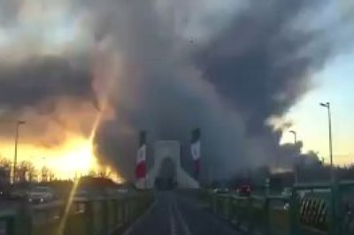 Иранское ТВ публикует кадры последствий американо-израильских бомбардировок Тегерана