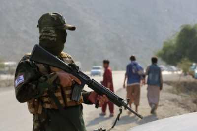 Афганистан атаковал дронами военную базу Пакистана в Кохате, сообщает Ariana News