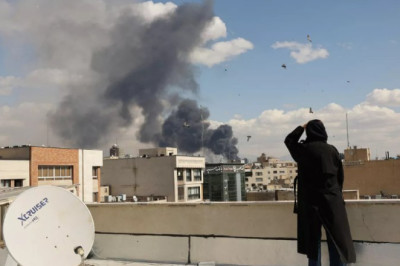 В ЦАХАЛ заявили о нанесении одновременных ударов по трем иранским городам